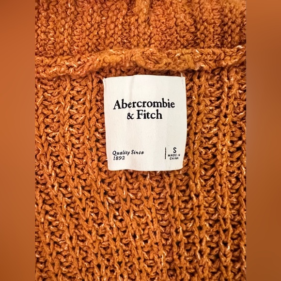 Abercrombie sweater - Picture 5 of 6